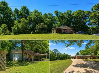 5220 Pineview Rd, Elmore, AL 36025