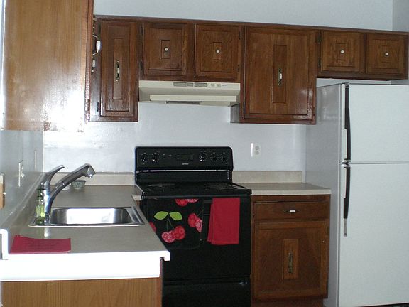 New Kitchen - flr/counter