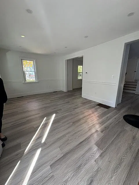 3 bed, 1435 sqft, $3,950 — Photo 3