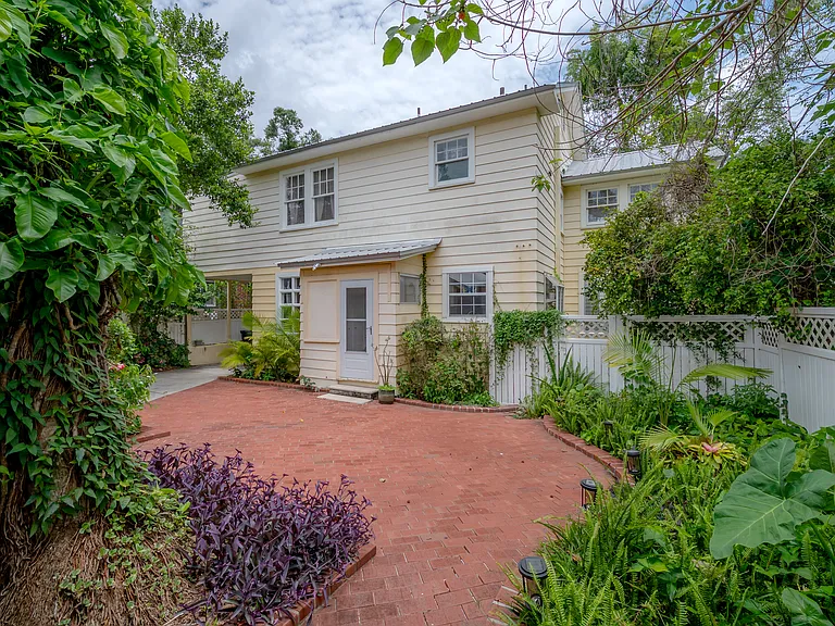 1109 E Patterson St — Photo 52