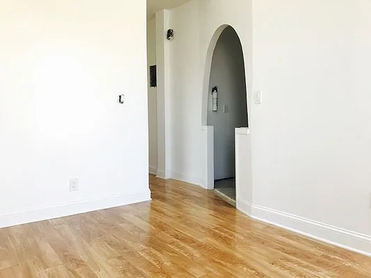 Rented by null | media 14