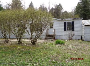 521 Antone Mountain Rd, Corinth, NY 12822