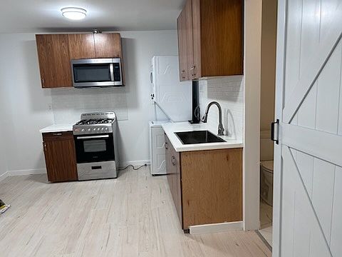 Kitchen Refrigerator and Microwave