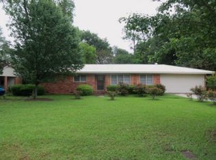 2913 Thea Ln, Valdosta, GA 31602