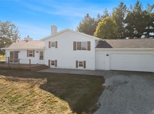 17237 358th Pl, Earlham, IA 50072