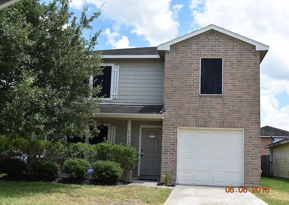 1st image of 21246 Linden House Ct
