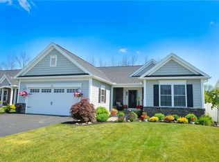 258 Avery Park Ln, Rochester, NY 14612