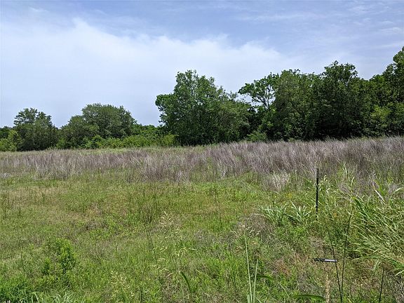 2nd image of N Masters Rd