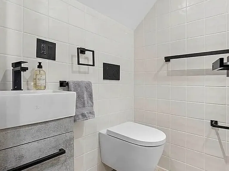 279 S 5th St #1F — Photo 14