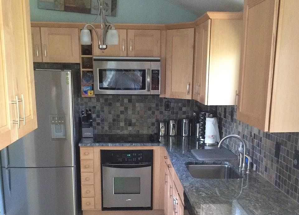 4 Linda Ln, Nahant, MA 01908 Zillow