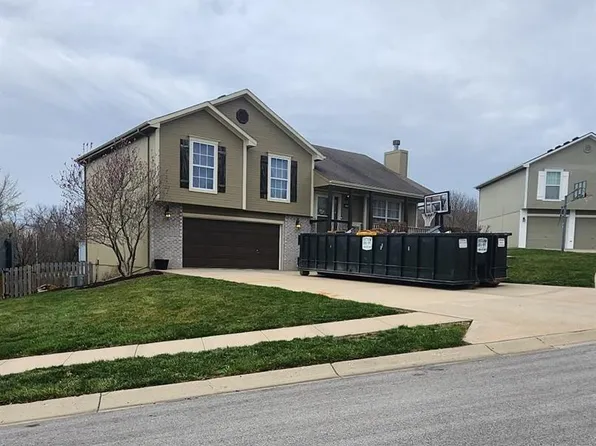 4401 NE 103rd Ct, Kansas City, MO 64156