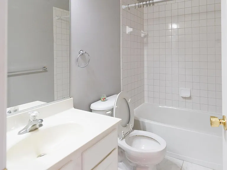 4281 S Capitol St SW — Photo 16