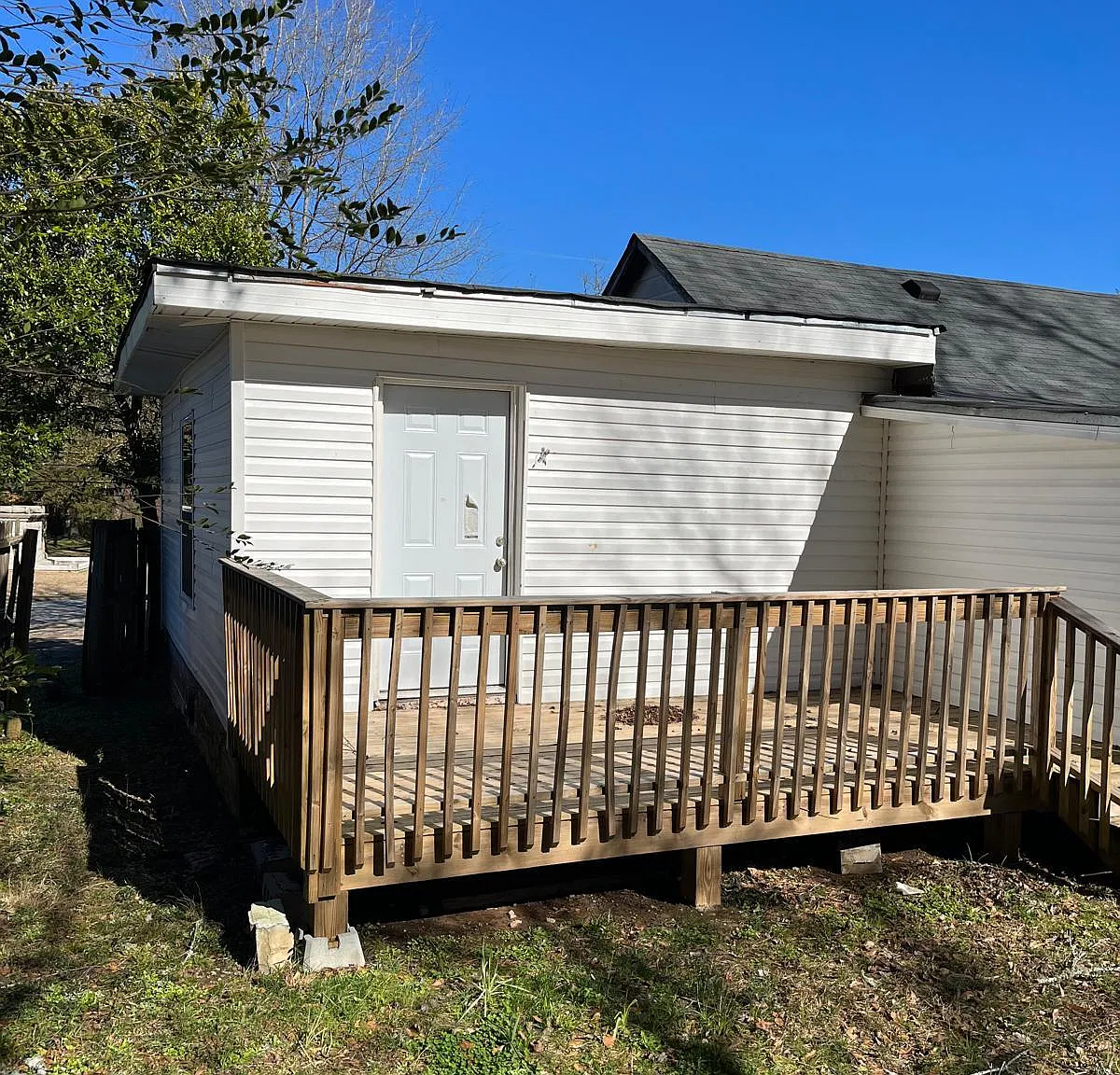 3 bed, 2.0 bath, 1443 sqft, $1,700 — Photo 4