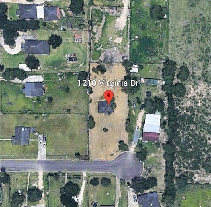1st image of 1210 Virginia Dr