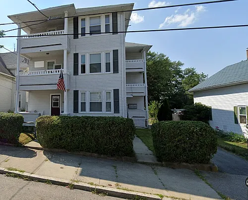 505 Grove St Photo 1