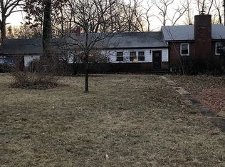 9005 Ellenwood Ln, Fairfax, VA 22032