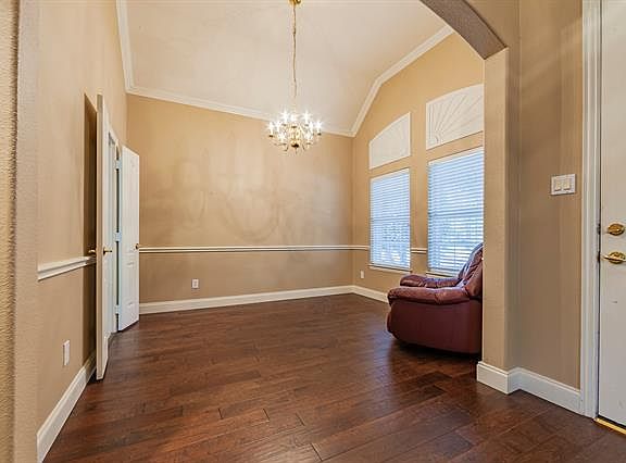 5th image of 12225 Glenview Ln