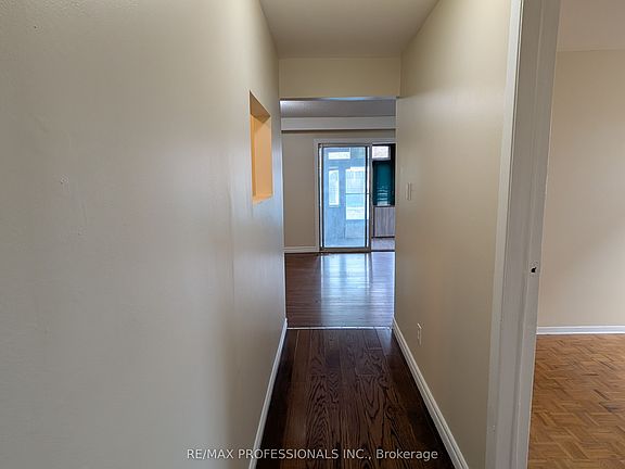 5th image of 3335 Delfi Rd