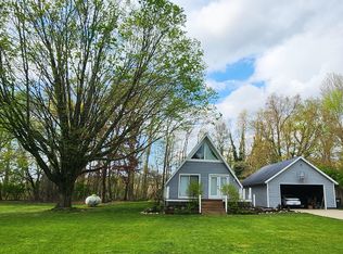 6759 Pine Ct, Coloma, MI 49038