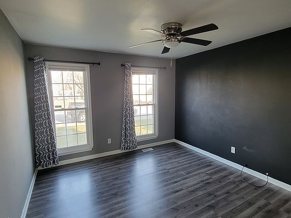 4th image of 913 59th West Pl