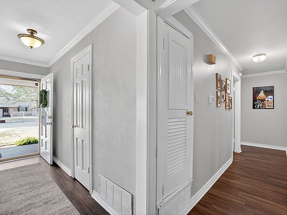 5th image of 3317 Cimmaron Ave