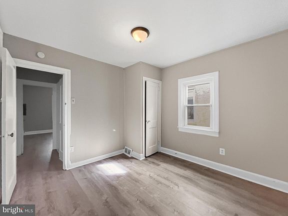 5th image of 1337 Townsend St