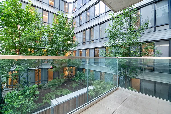 Rented by REAL New York | media 5