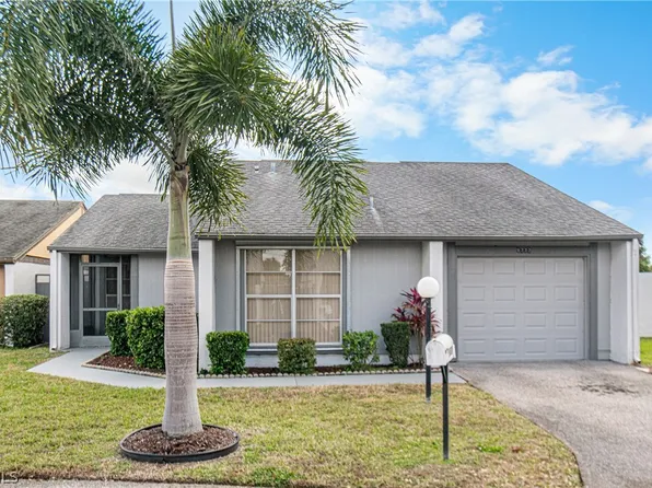 9777 Oakcrest Ct, Lehigh Acres, FL 33936