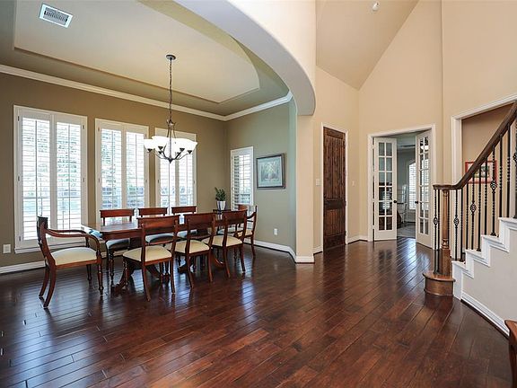 Formal dining with room for an oversized table.