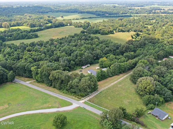 481 Christmasville Rd, Trenton, TN 38382