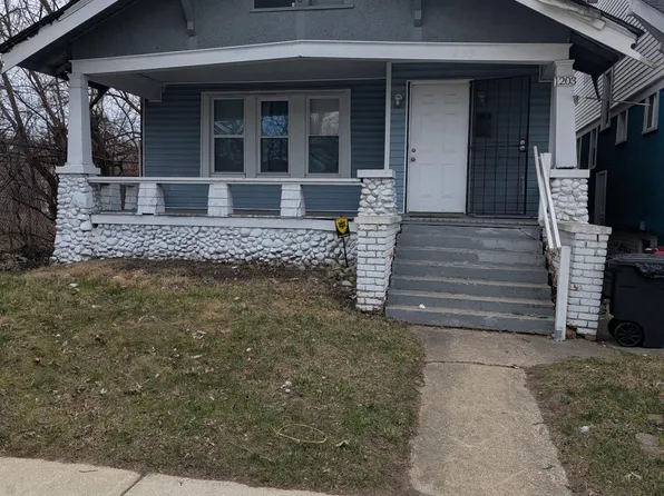 1203 W McNichols Rd, Highland Park, MI 48203
