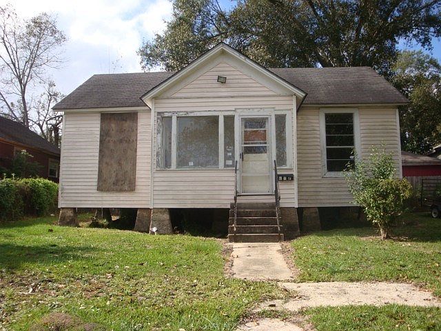 1st image of 837 Avenue C