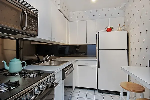 Sold by Corcoran | media 26