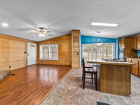 4th image of 106 Kellana Dr
