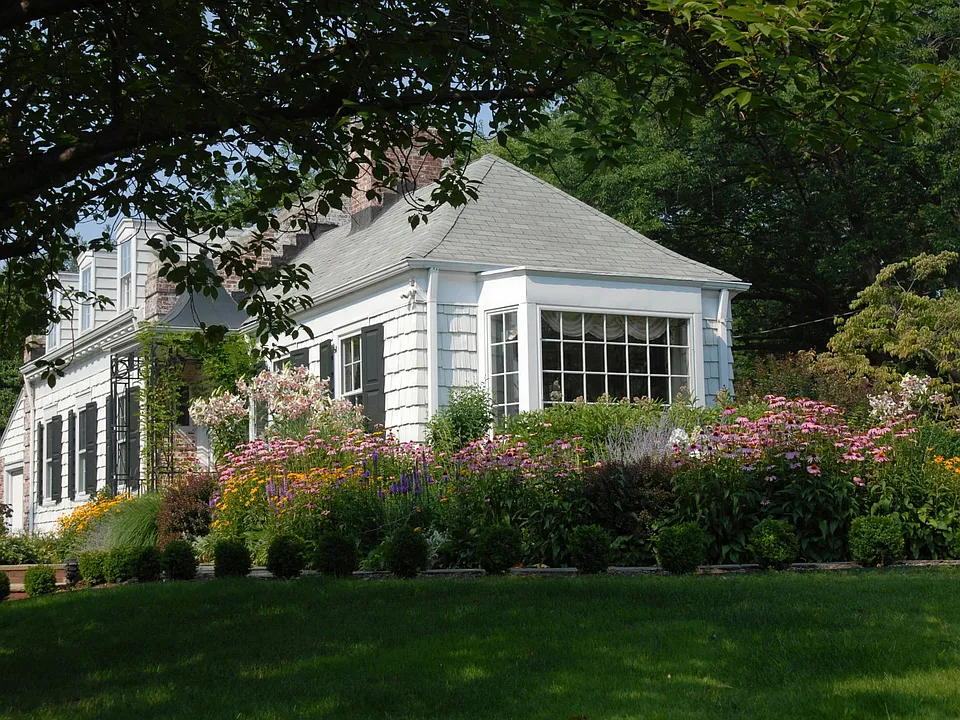 247 Valley Rd #1