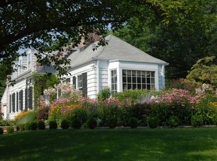 247 Valley Rd #1, Montclair, NJ 07042