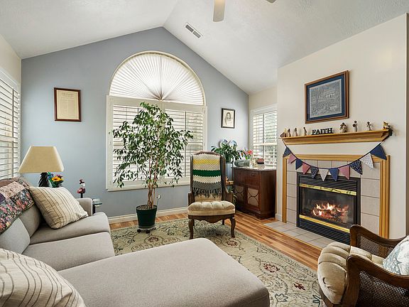 4th image of 4732 W Villa View Dr S #D