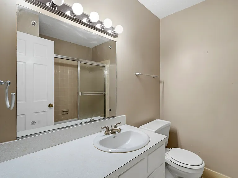 1202 Patetown Rd — Photo 16