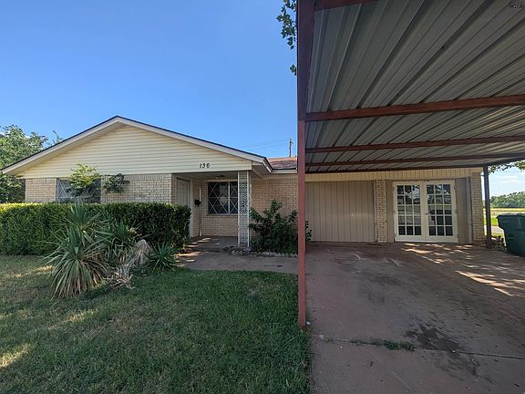2nd image of 136 Highland Dr