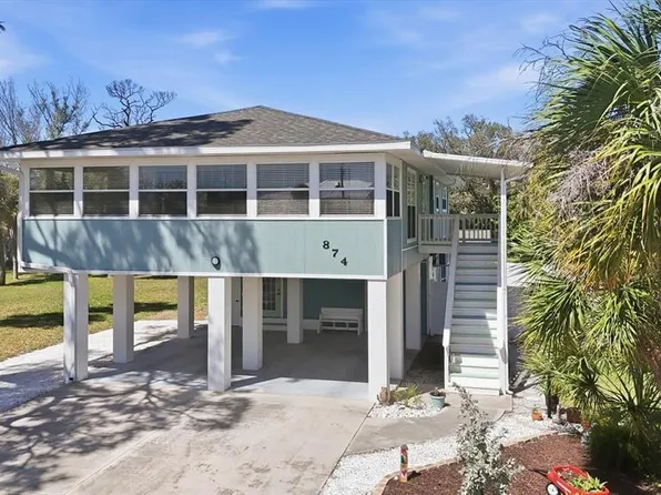 874 Harvard St, Englewood, FL 34223