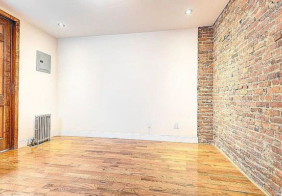 3rd image of 156 Sherman Ave #4