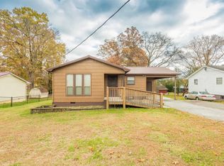 4020 Valley View Dr, Knoxville, TN 37917