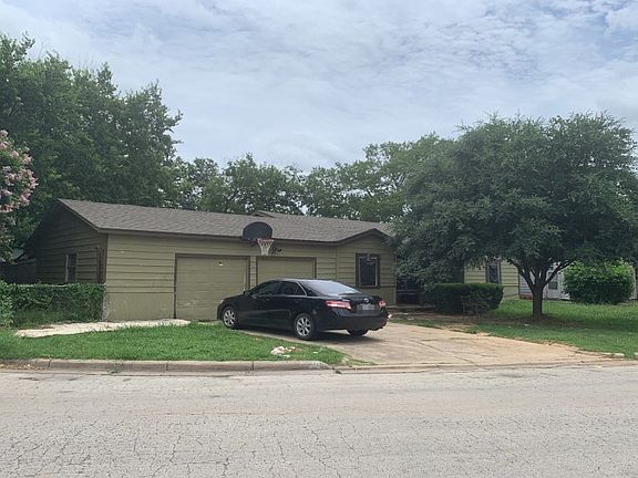 3rd image of 3220 Owens St