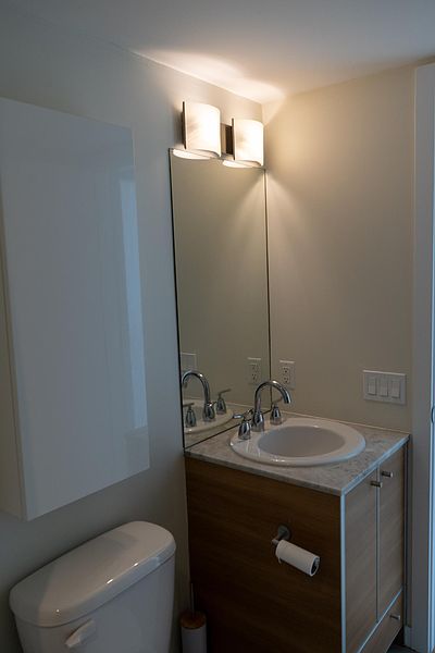 Surrey Apartment for rent - 2 Bedrooms — photo 20