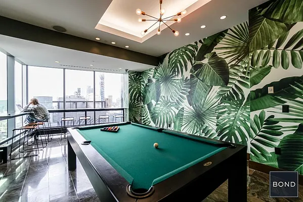 Rented by Bond New York | media 10