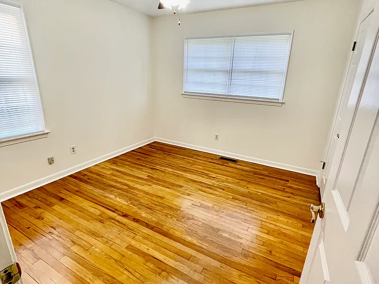 2401 Patterson St — Photo 6