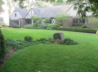 2000 N Springview Dr, Kankakee, IL 60901