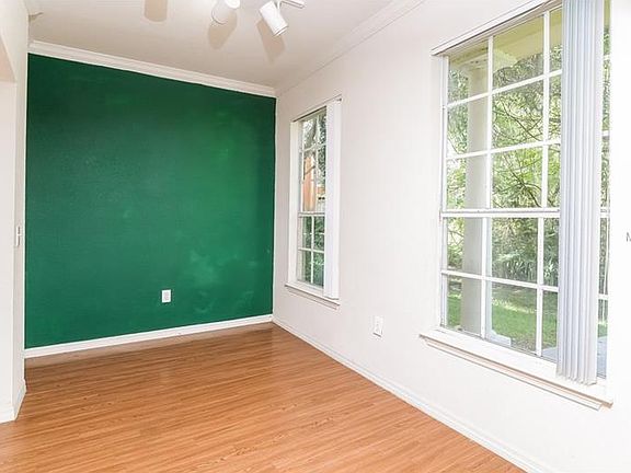 3rd image of 15350 Amberly Dr Unit 1714