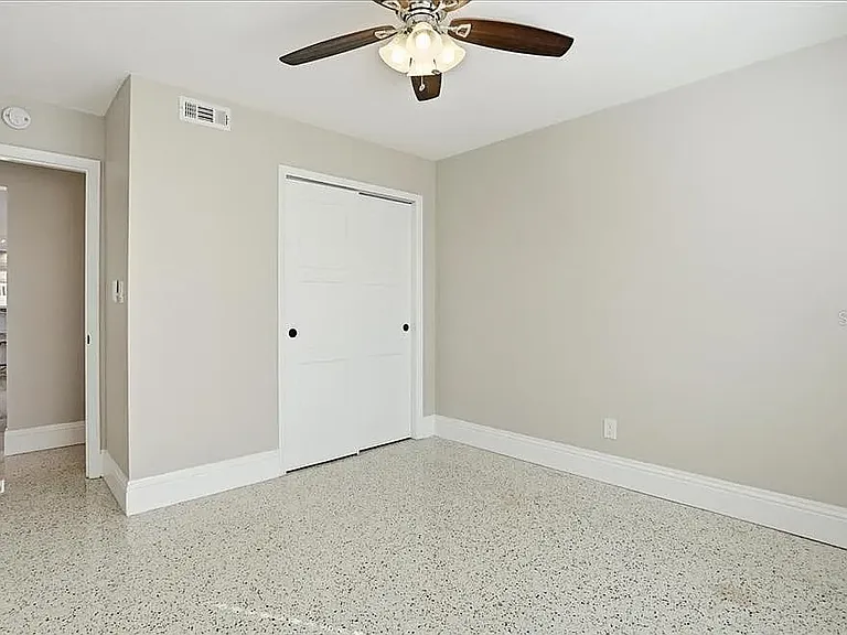 510 115th Ave — Photo 27
