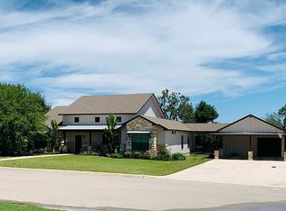 207 Buckingham Dr, Marble Falls, TX 78654
